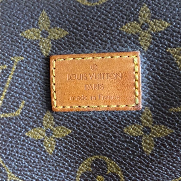 Louis Vuitton Samur 35 - Picture 4 of 6